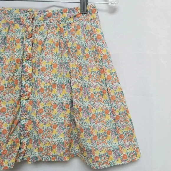 𝅺Free People Cottage Core Floral Button  Front Skirt Mini 4 - Picture 6 of 11